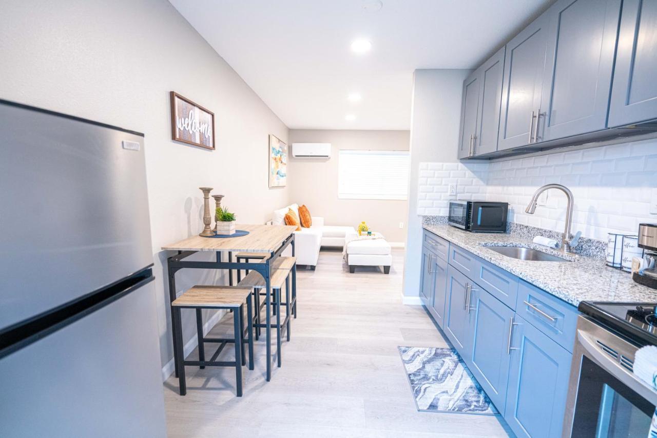 University Serenity Suites 탬파 외부 사진
